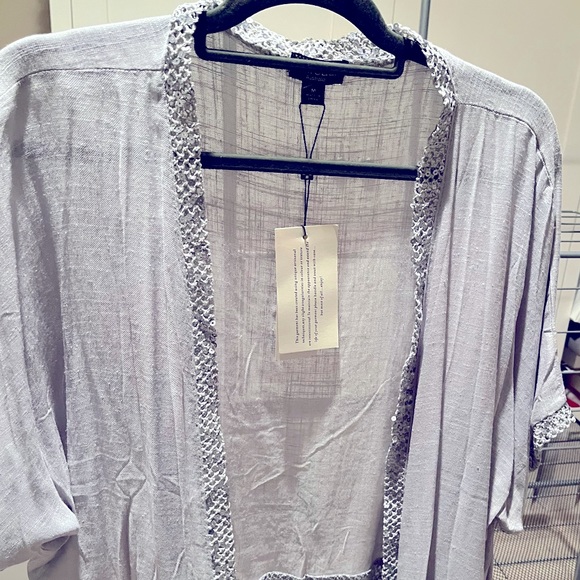 NWT Cotton blend Top - Picture 2 of 8